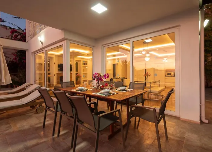 Villa 4 Bedroom Luxury In With Great Sea Views Kalkan
