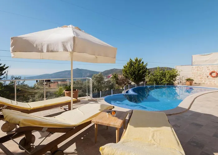 Villa 4 Bedroom Luxury In With Great Sea Views