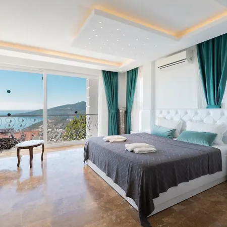 Villa 4 Bedroom Luxury In With Great Sea Views