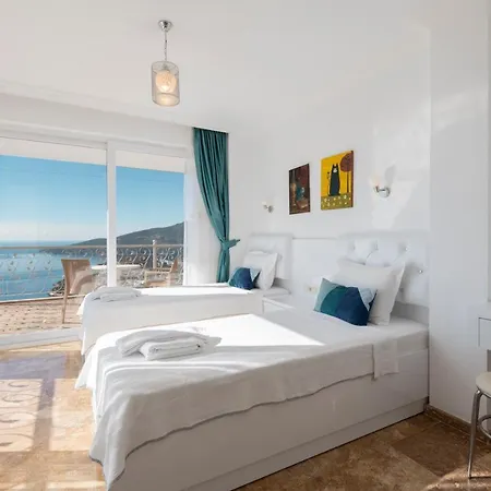 Villa 4 Bedroom Luxury In With Great Sea Views *